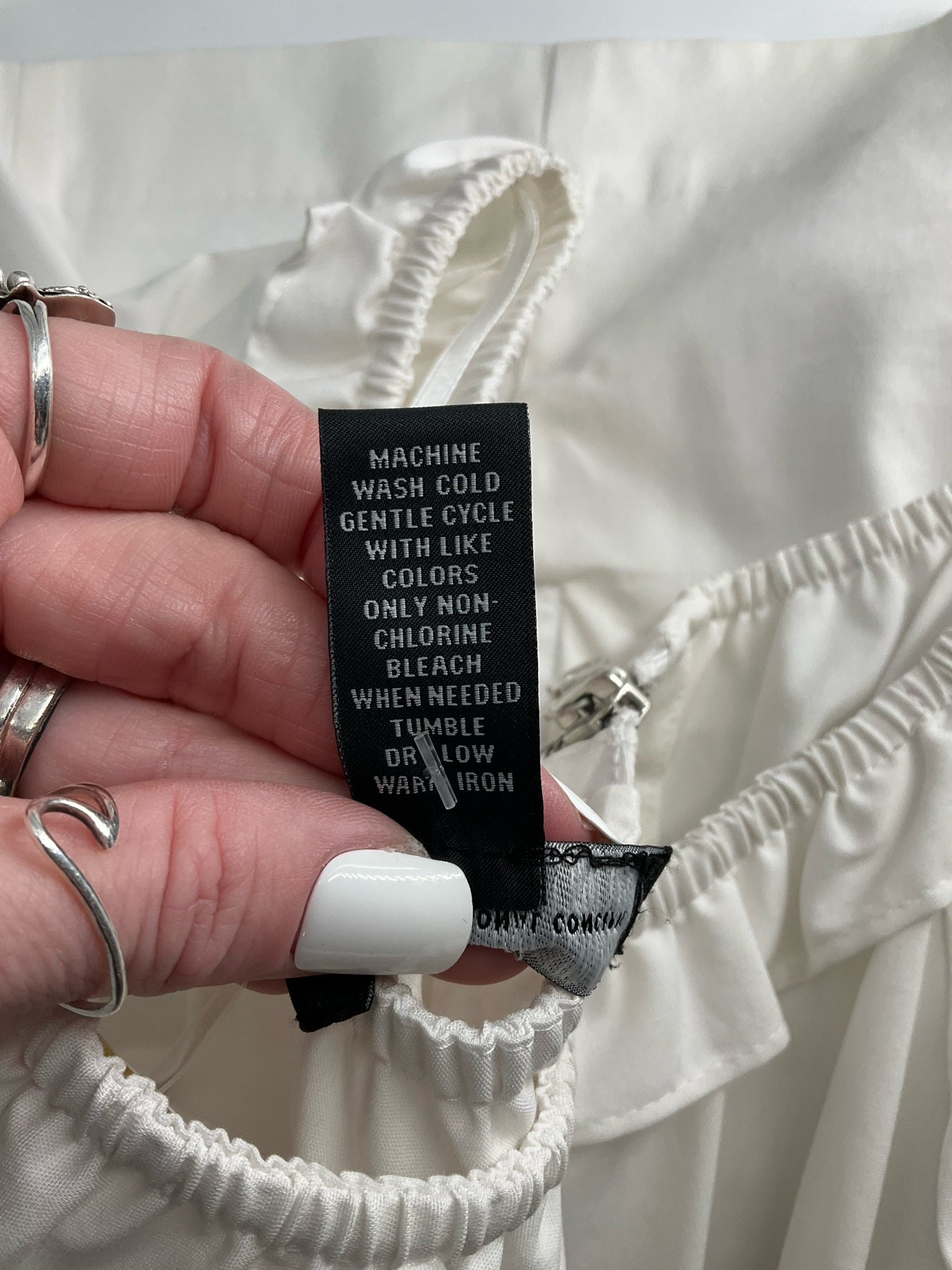 INC - White Solid Pre-Owned Ladies Casual Top - Size 14