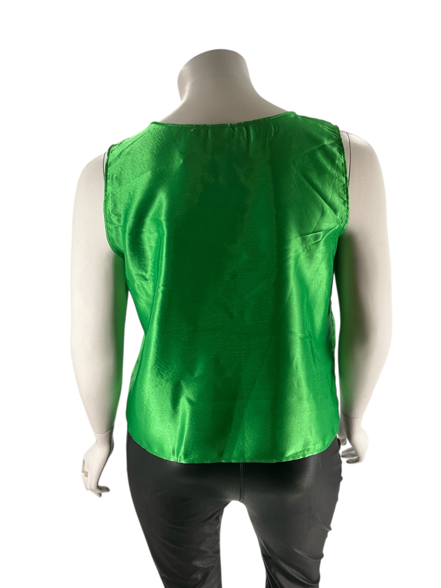 No Brand Green Solid Pre-Owned Ladies New With Tags Sleeveless Top - Size 1X