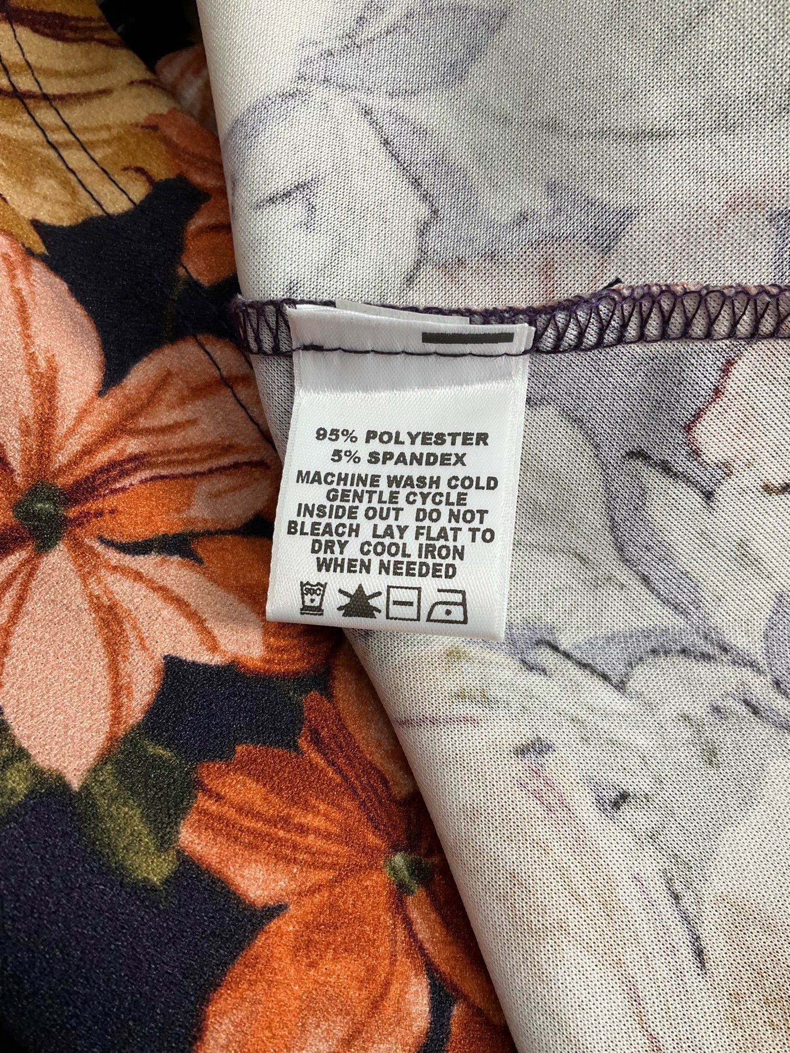 Kiyonna Navy/Orange Floral Pre-Owned Ladies Casual Top -  Size 2X