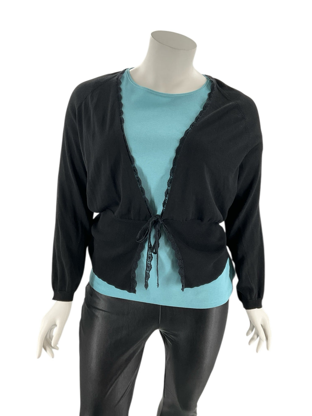 Lane Bryant Black Solid Pre-Owned Ladies Top - Size 18