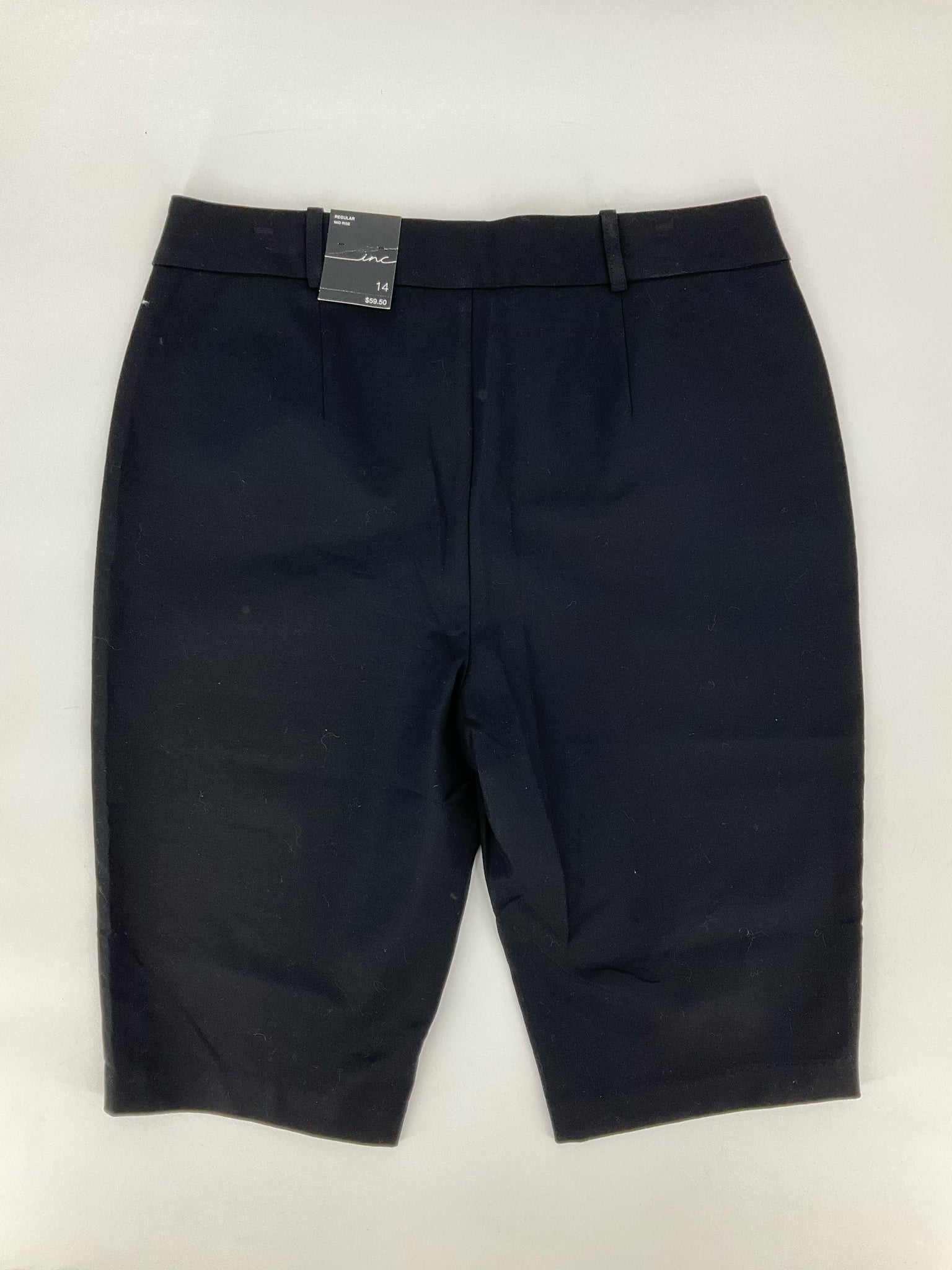 INC Black Solid Pre-Owned Ladies New With Tags Shorts - Size 14