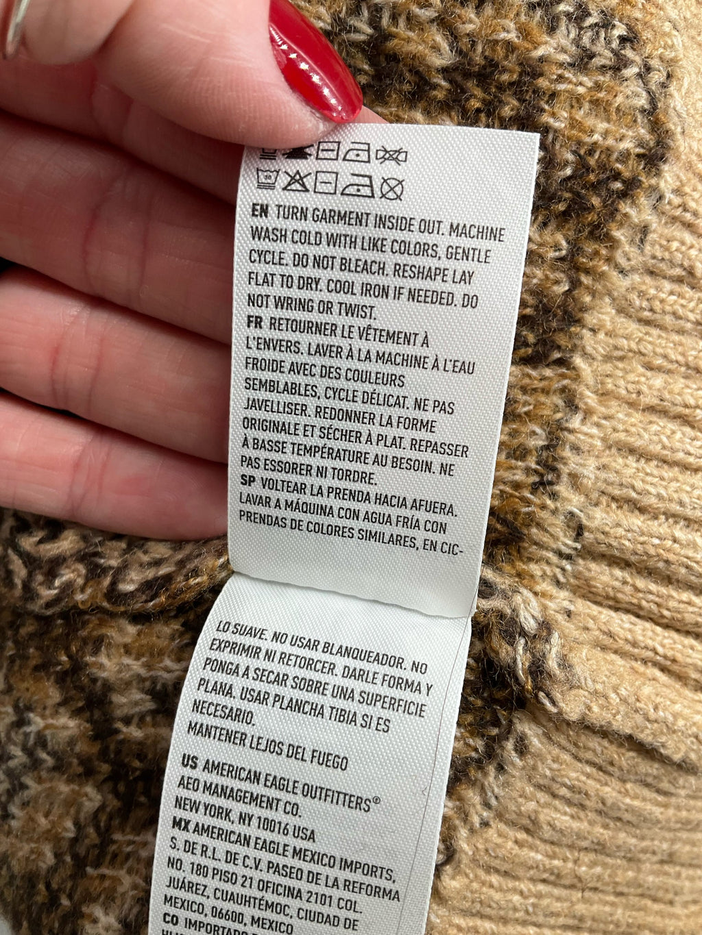 American Eagle - Brown Animal Pre-Owned Ladies Casual Top - Size M