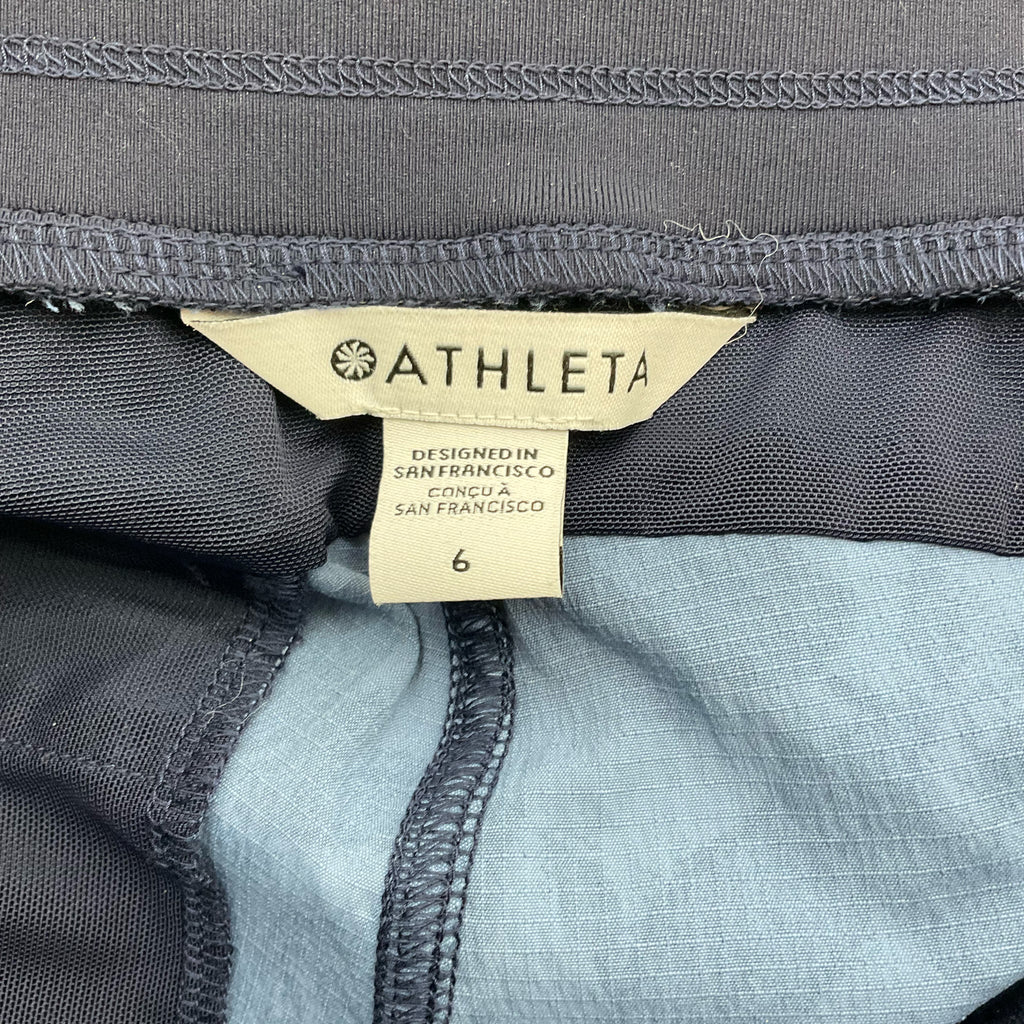 Athleta Blue Floral Pre-Owned Ladies - Size 6