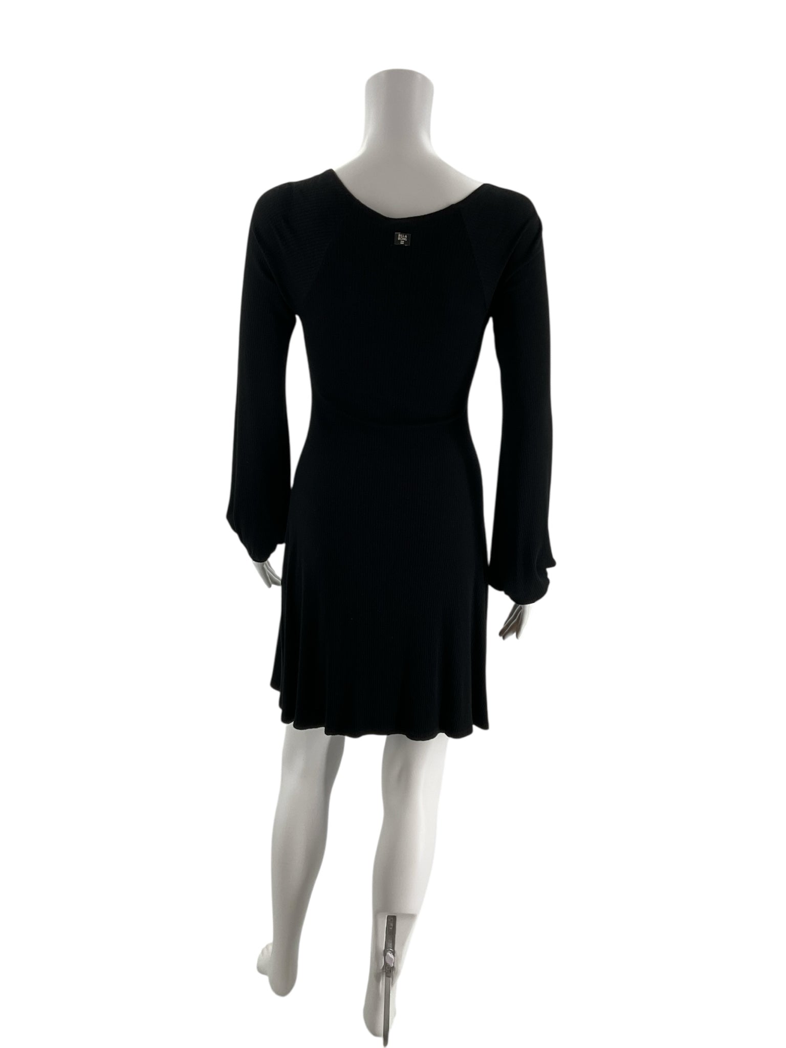 Billabong Black Solid Pre-Owned Ladies Dress - Size Small