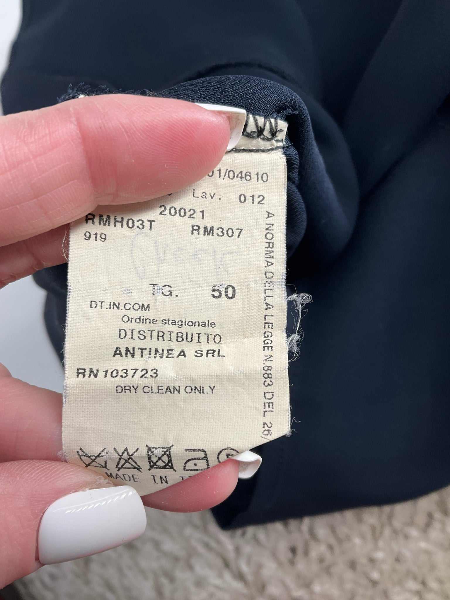 Armani Collezioni - Navy Solid Pre-Owned Ladies Casual Top - Size 14