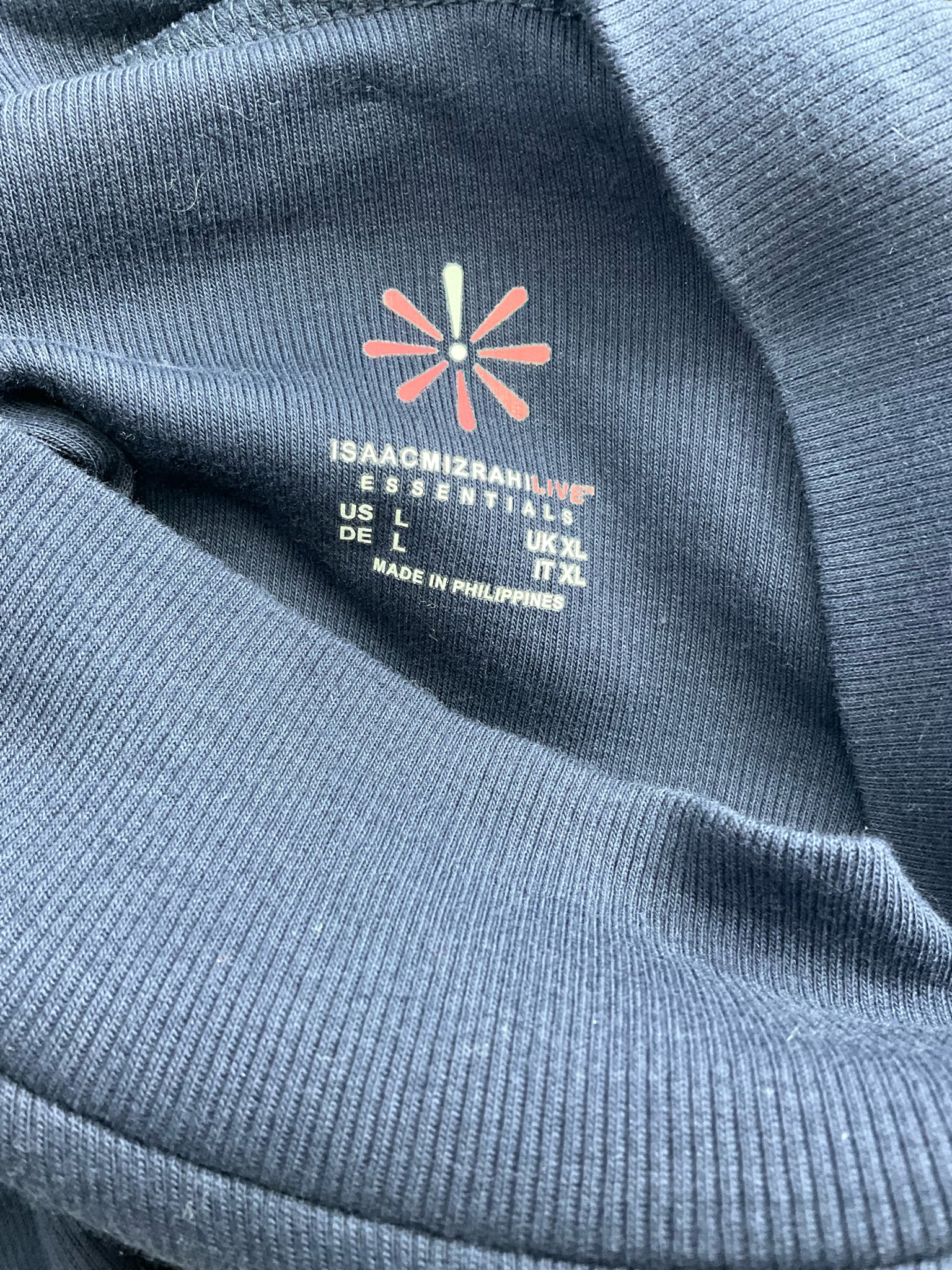 Isaac Mizrahi - Navy Solid Pre-Owned Ladies Casual Top - Size Large