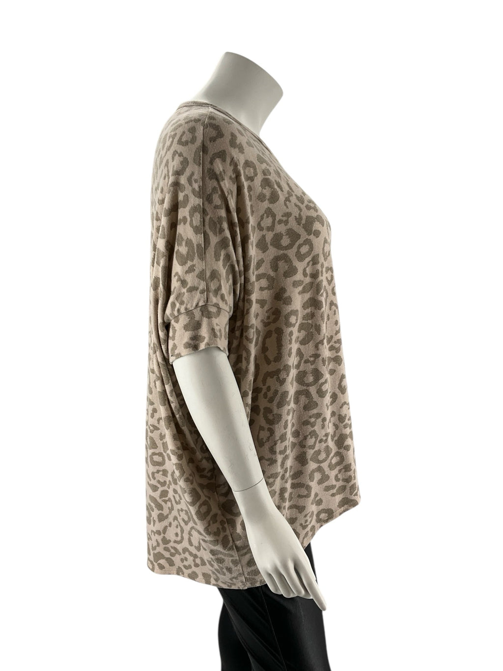 Andree Tan Animal Pre-Owned Ladies Casual Top -  Size 2X