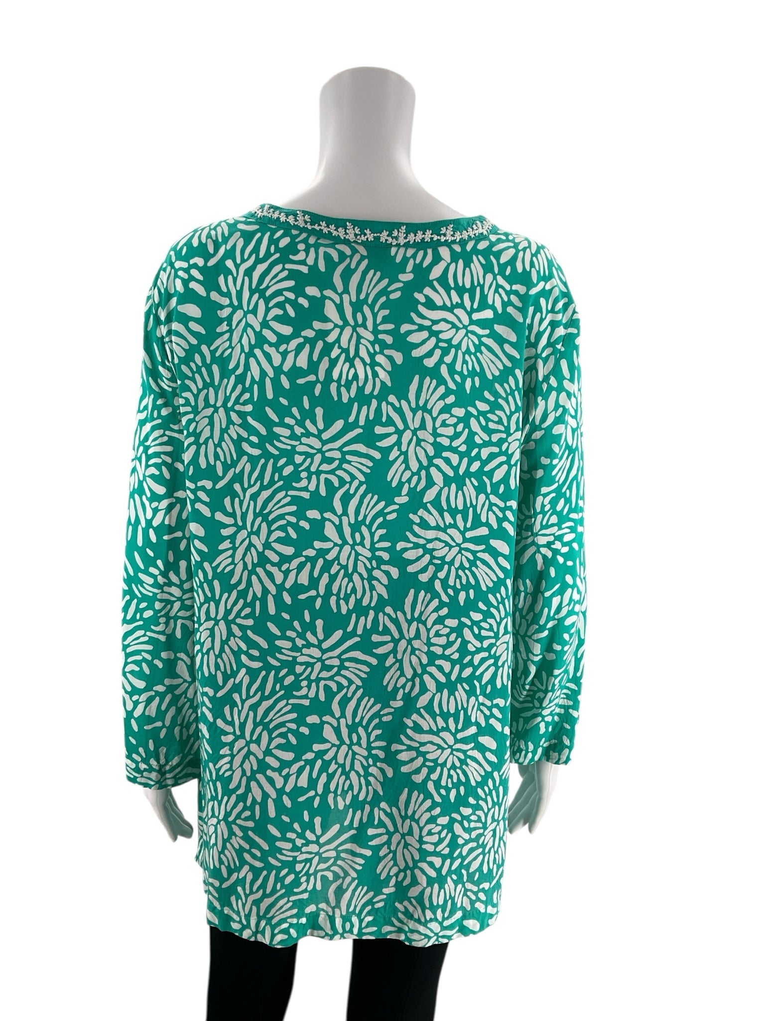 Charter Club Green/White Print Pre-Owned Ladies Casual Top - Size Large - Margaret’s Fine Consignment