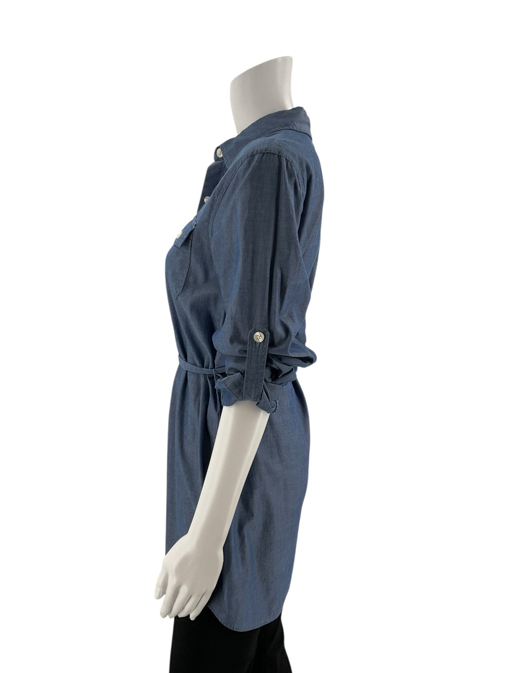 Van Heusen Chambray Pre-Owned Ladies Top - Size Medium