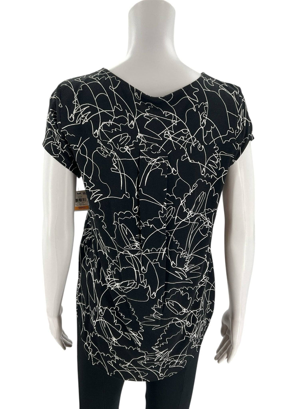 Alfani Black/White Print Top - Size Small - Margaret’s Fine Consignment