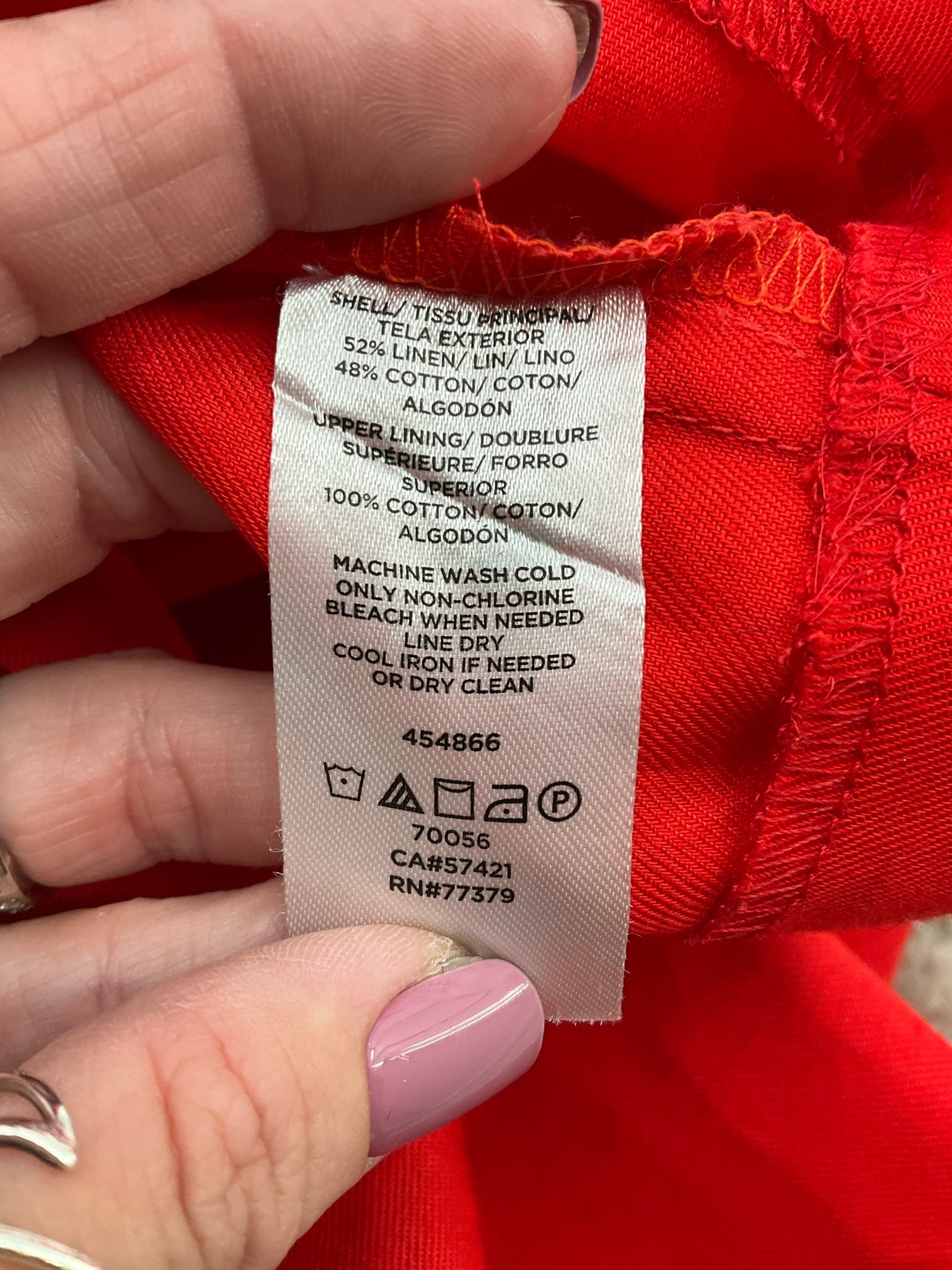 Ann Taylor red solid halter sheath dress, size 8, sleeveless, perfect for cocktail or wedding guest occasions.