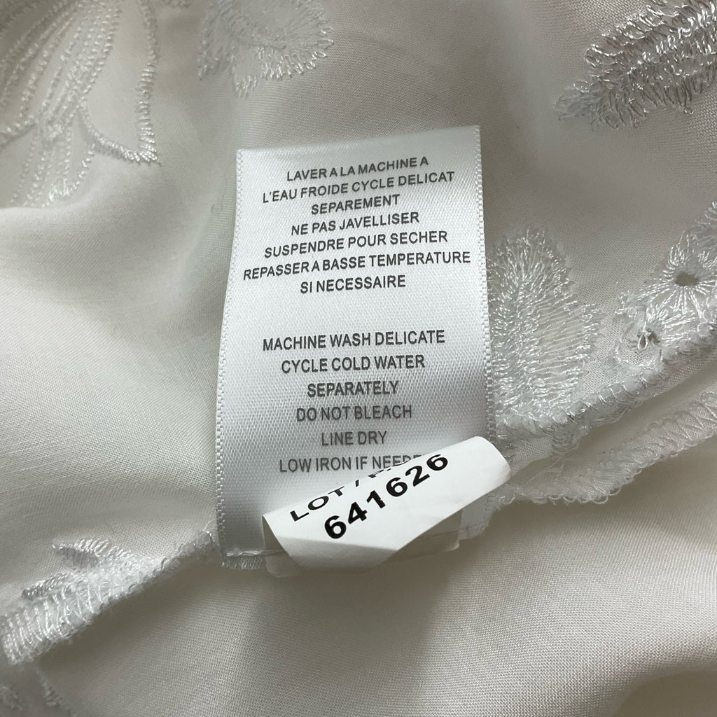 Tribella White Solid Pre-Owned Ladies Top - Size Small Petite - Margaret’s Fine Consignment