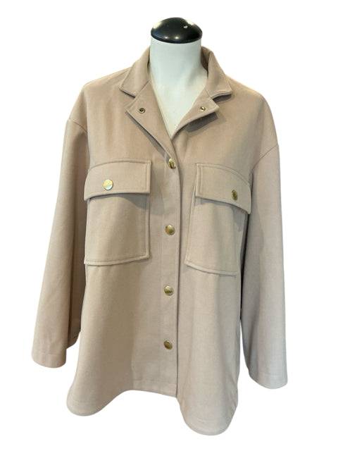 Pre-owned Tuckernuck Camel Solid Jacket in size M, featuring gold-tone buttons and dual chest pockets, ideal for stylish layering.