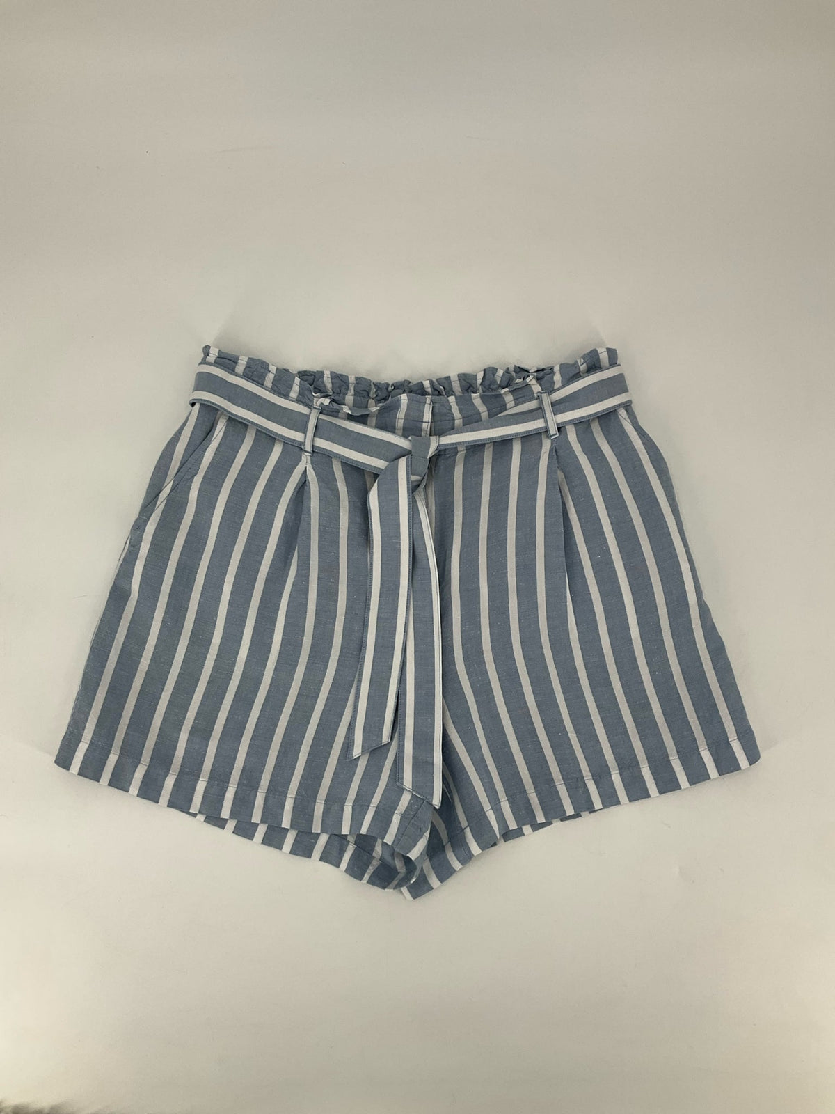 Loft Blue/White Stripe Pre-Owned Ladies Shorts - Size Medium