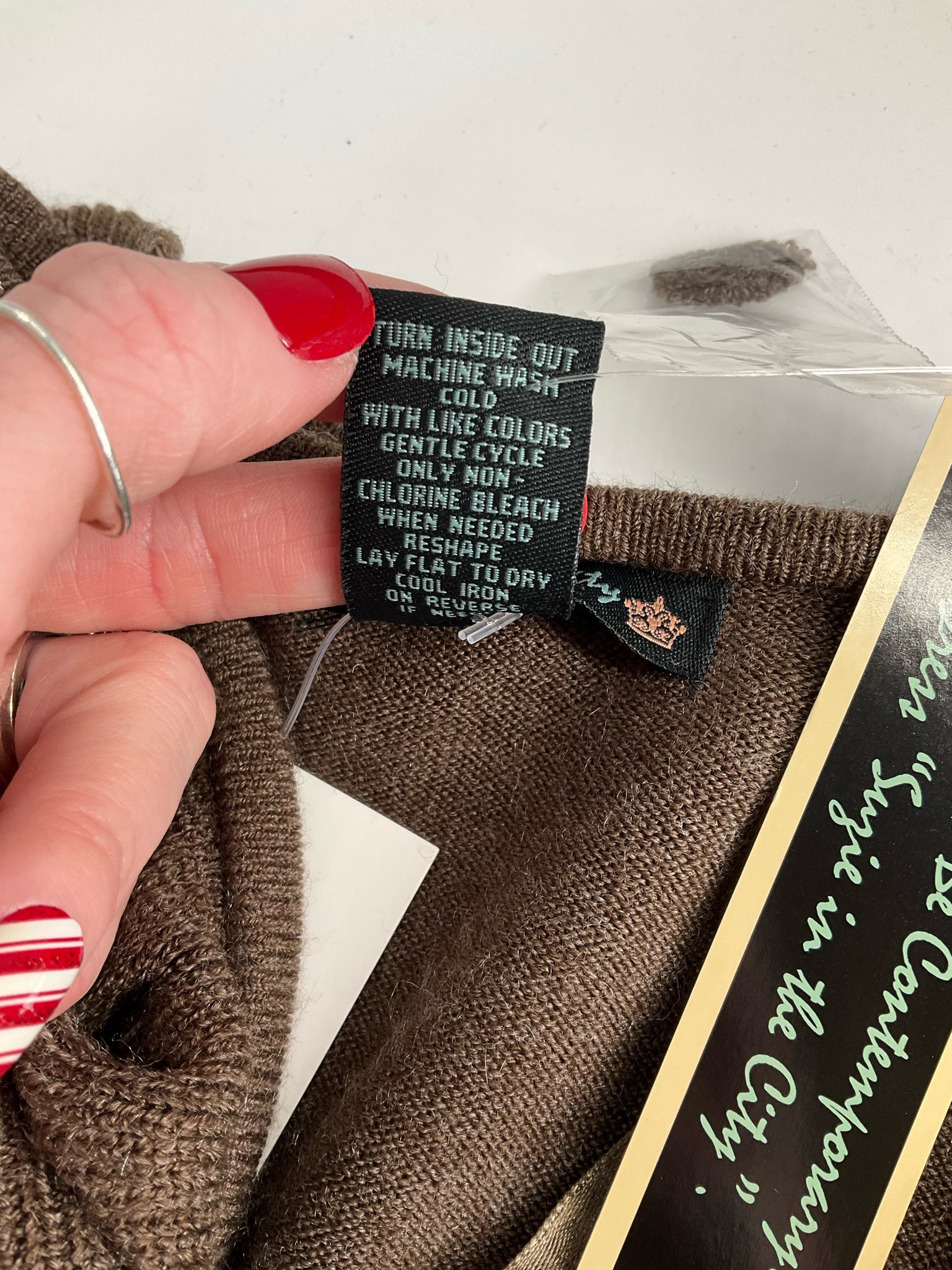 Suzie in the City - Brown Solid Pre-Owned Ladies Casual Top - Size L