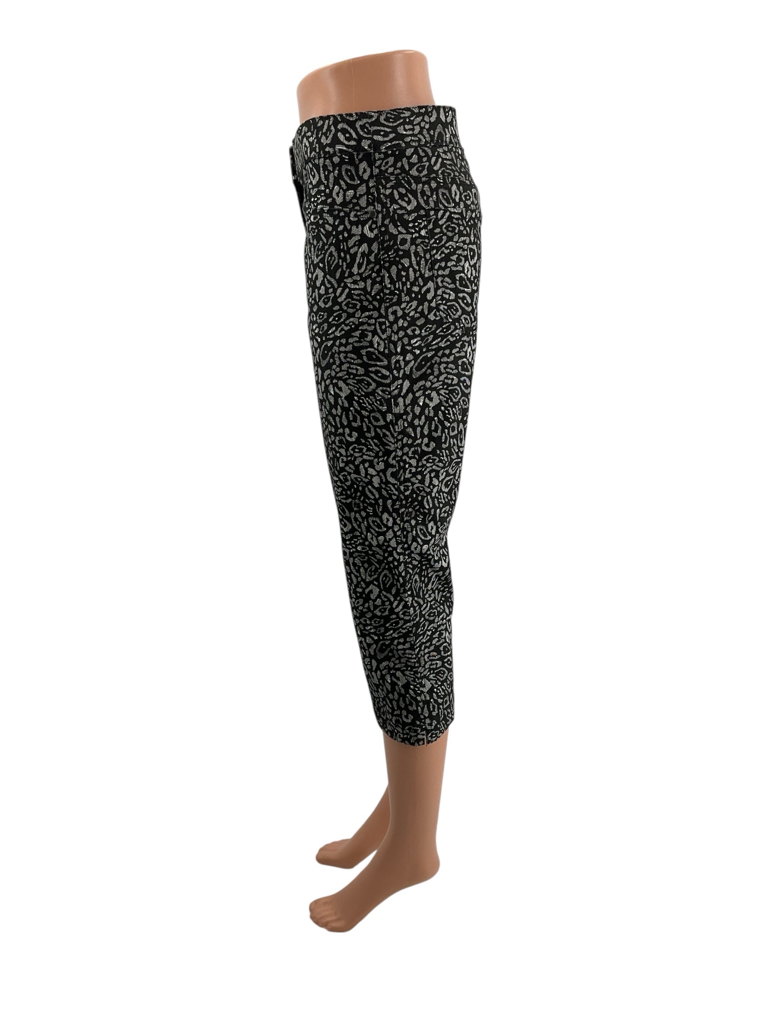 Chico Black/White Print Pre-Owned Ladies Pants - Size Large