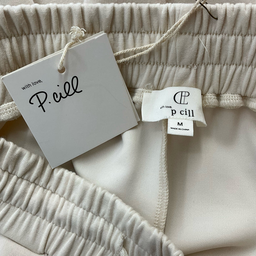 P. CILL Cream Pre-Owned Ladies New with Tags Pants – Size Medium