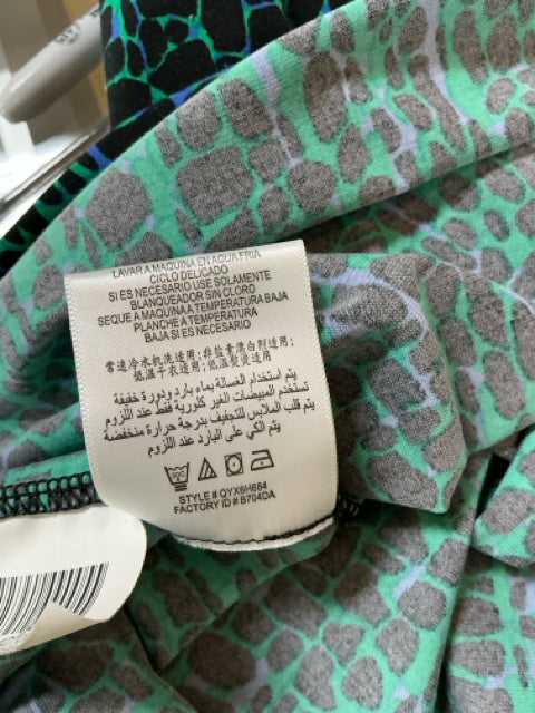 BCBG Black/Green Print Pre-Owned Ladies Dress - Size Small