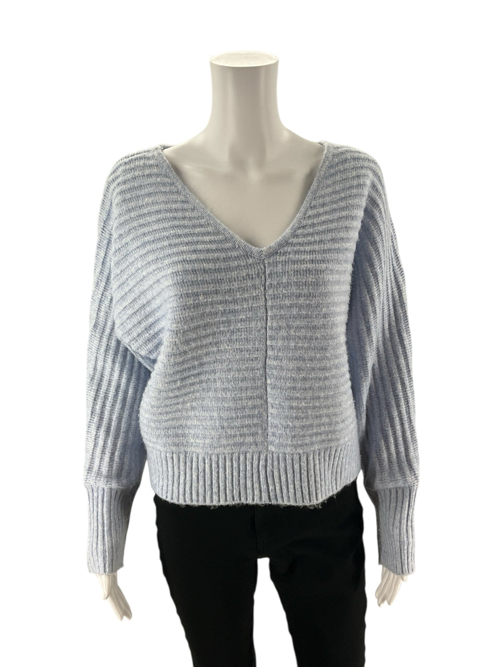 Sincerely Jules - Blue Solid Pre-Owned Ladies Casual Top - Size Medium