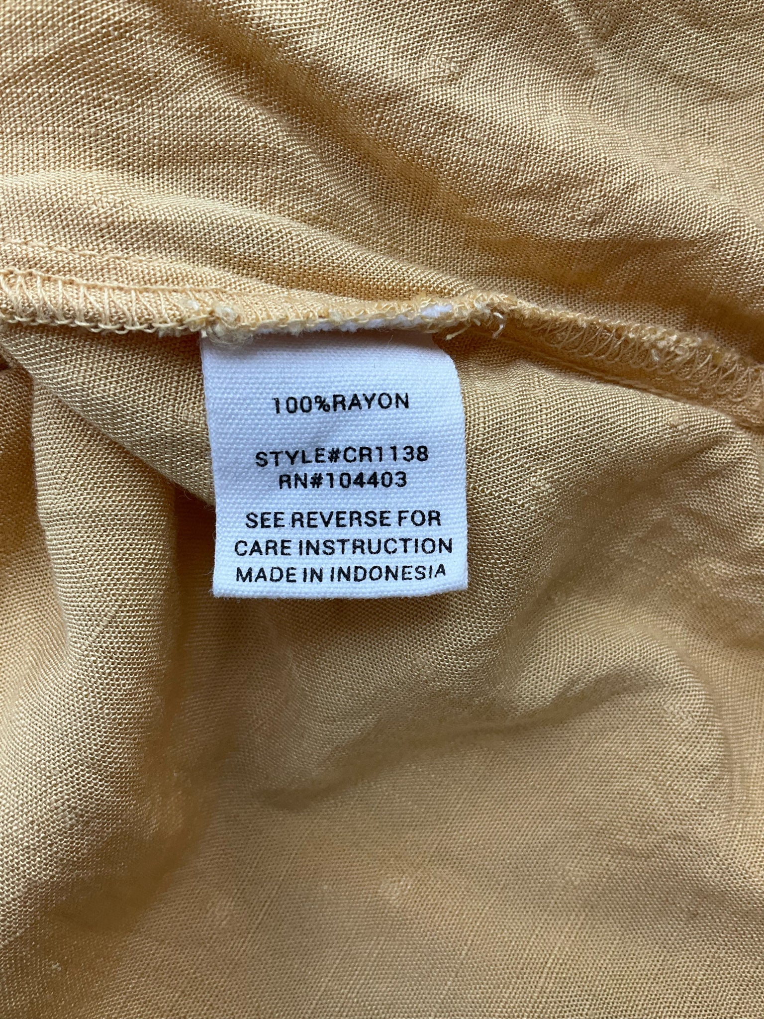 Mine - Yellow Solid Pre-Owned Ladies Casual Top - Size Medium