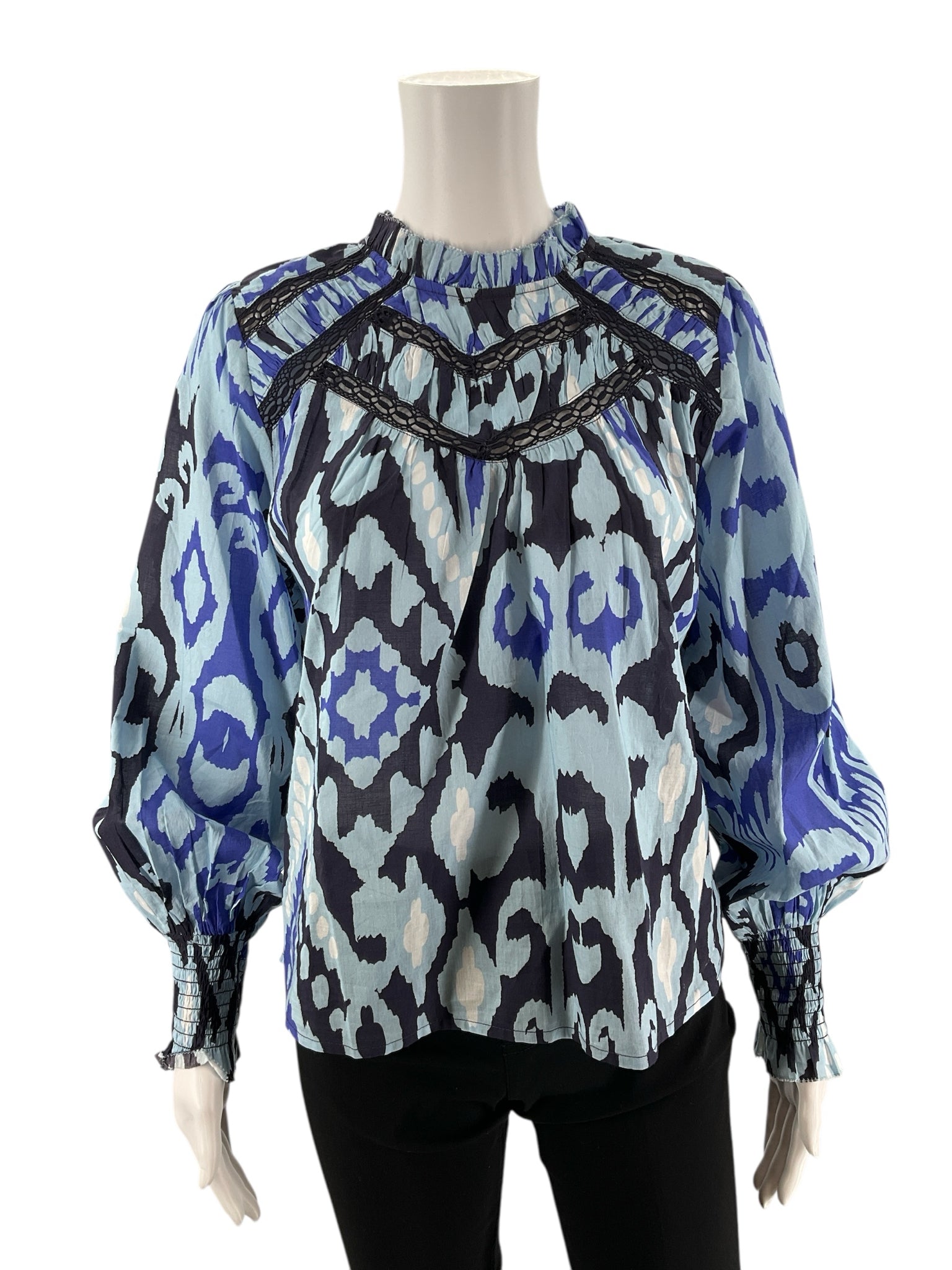 Bohemian Love The Label blue print ladies top with statement sleeves in size small, featuring a romantic peasant style.