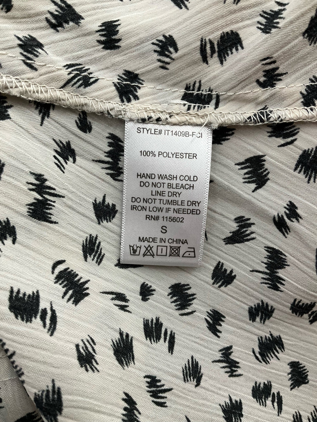 All in Favor - Tan/black Print Pre-Owned Ladies Casual Top - Size Small