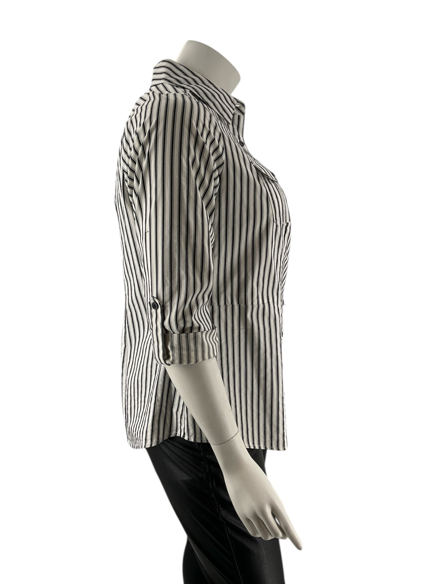 Worthington Black/White Stripe Pre-Owned Ladies Top - Size 1X