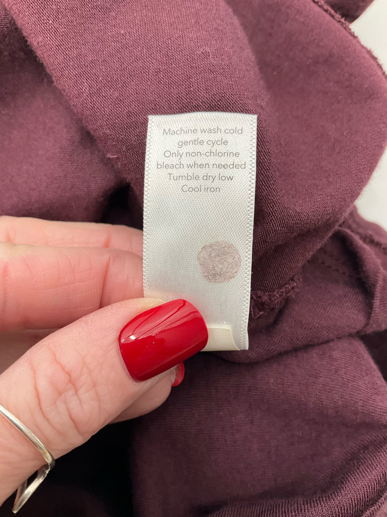 Athleta Burgandy Pre-Owned Ladies Dress - Size Small Petite