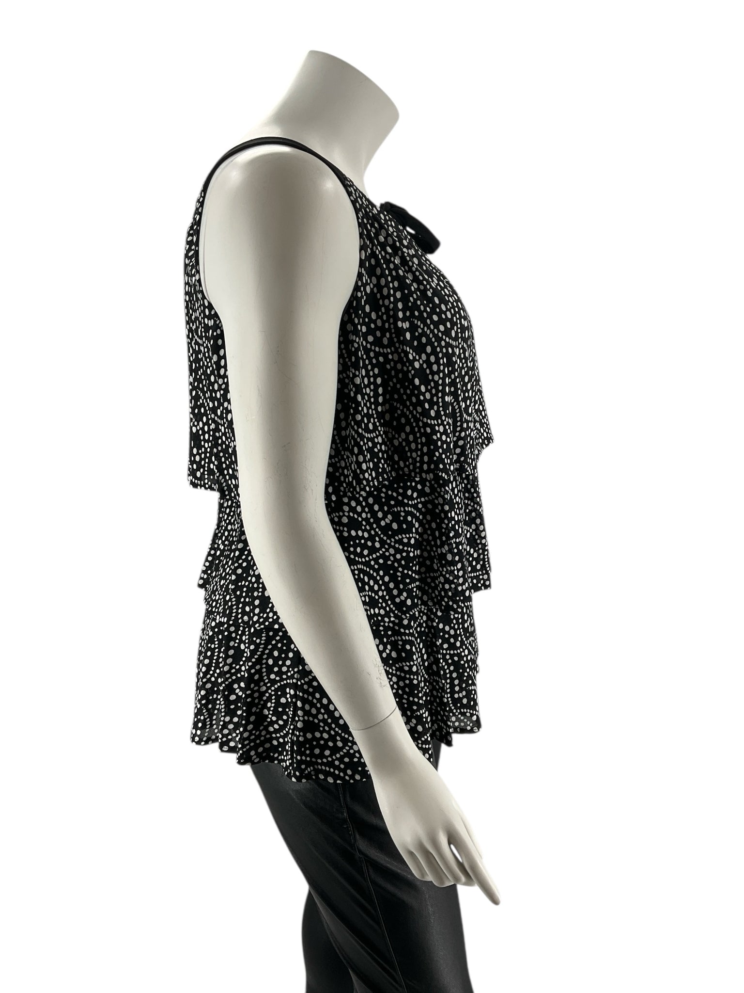 Style & Co Black/White Dots Pre-Owned Ladies Top - Size 0X