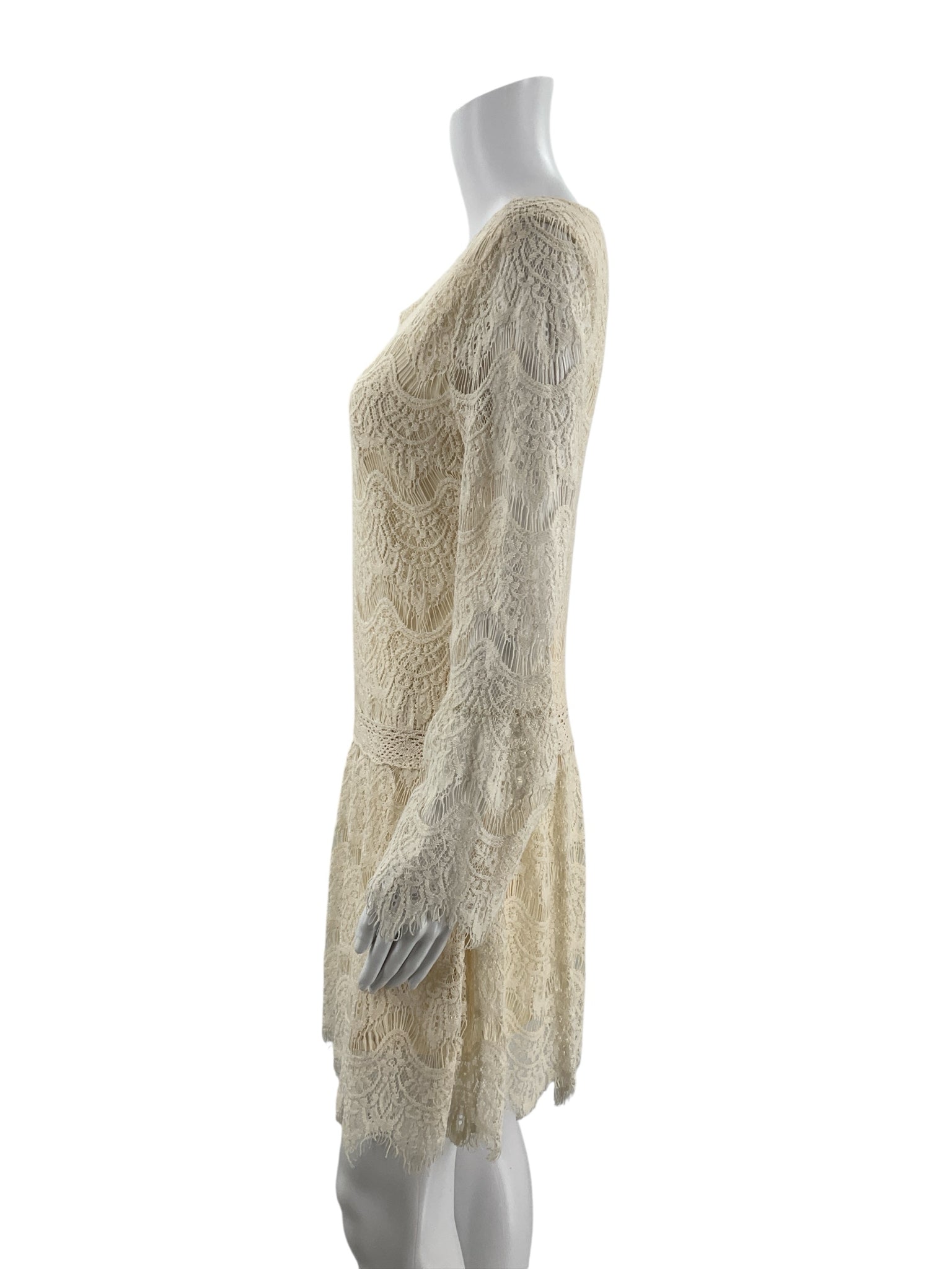 Versona Cream Lace Pre-Owned Ladies Dress - Size Medium