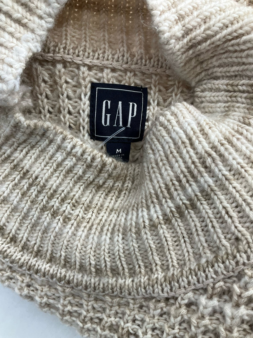 Gap Ecru/Tan Stripe Pre-Owned Ladies Casual Top - Size Medium