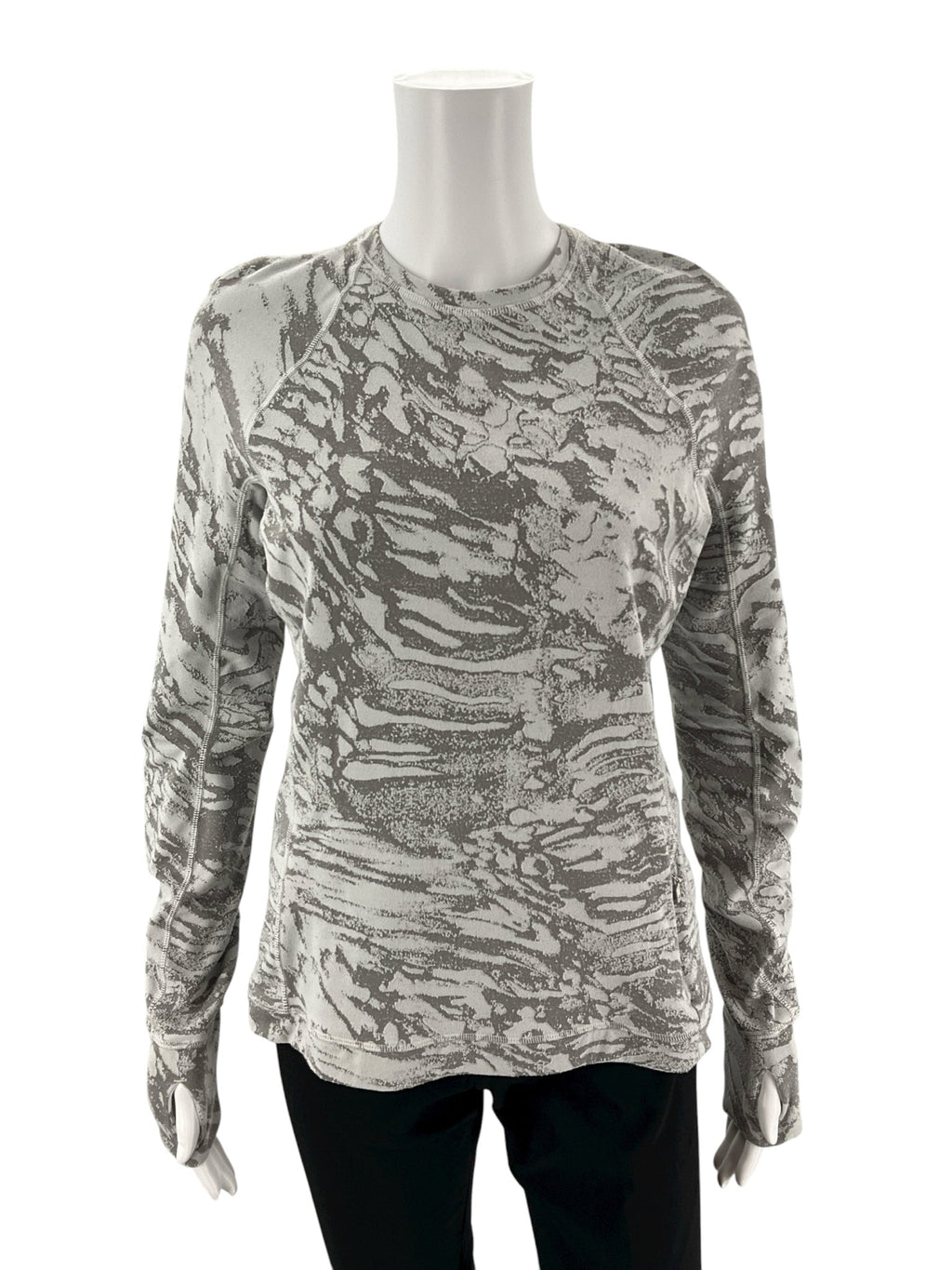 Lululemon Gray Sweatshirt Pre-Owned Ladies Top -  Size 8