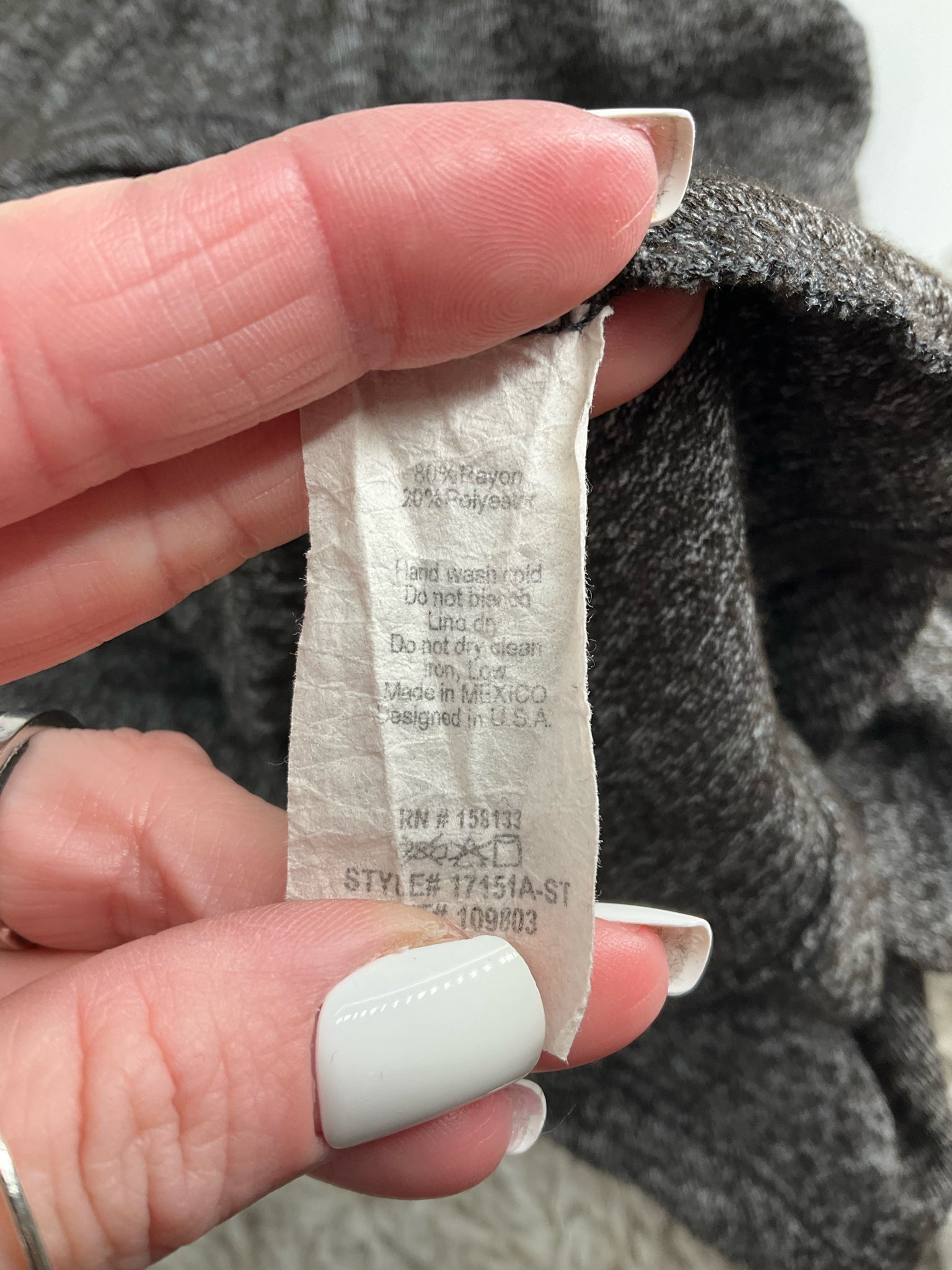 Pink Clover - Heather Gray Solid Pre-Owned Ladies Top - Size Small