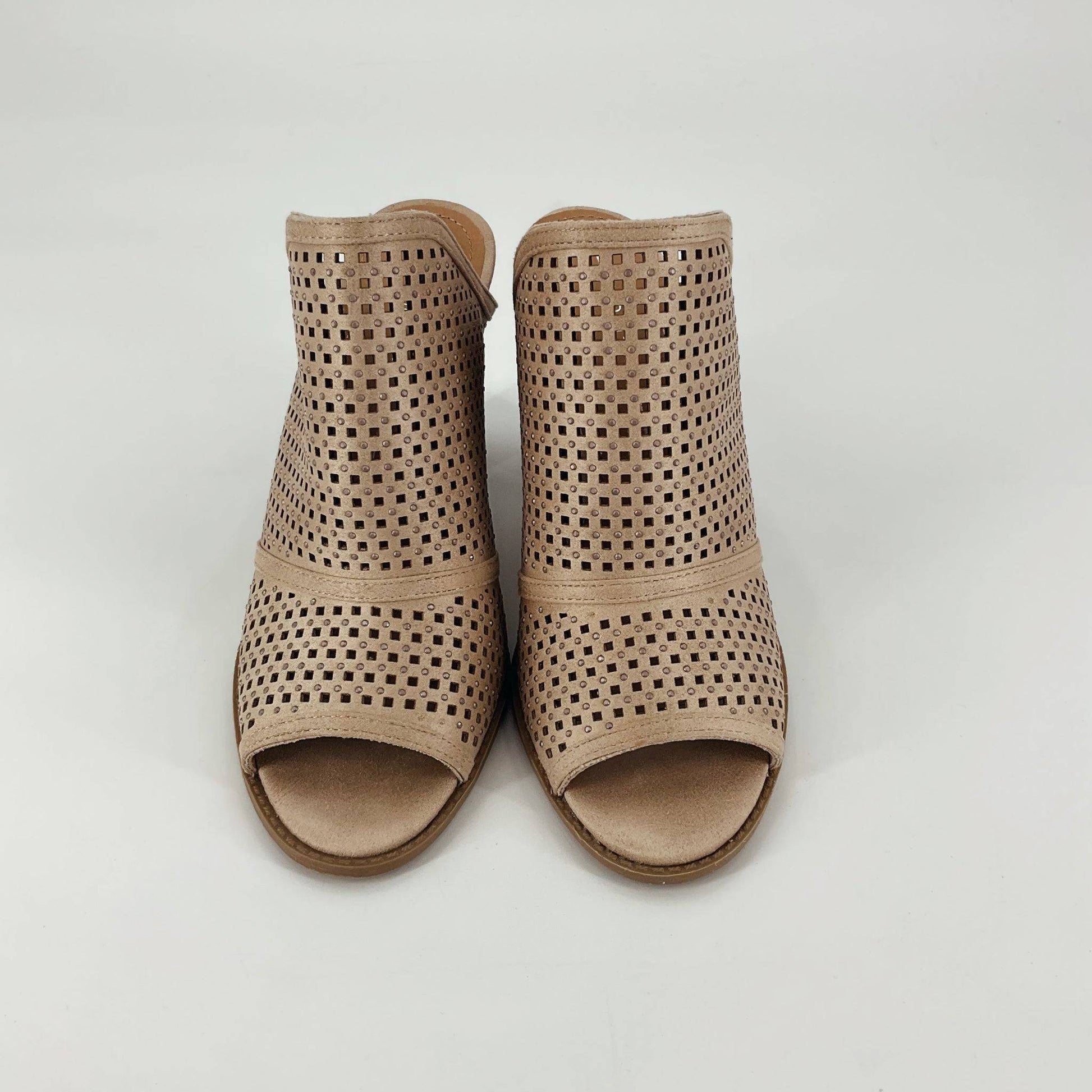 Report Sandals Size 7.5 - Margaret’s Fine Consignment