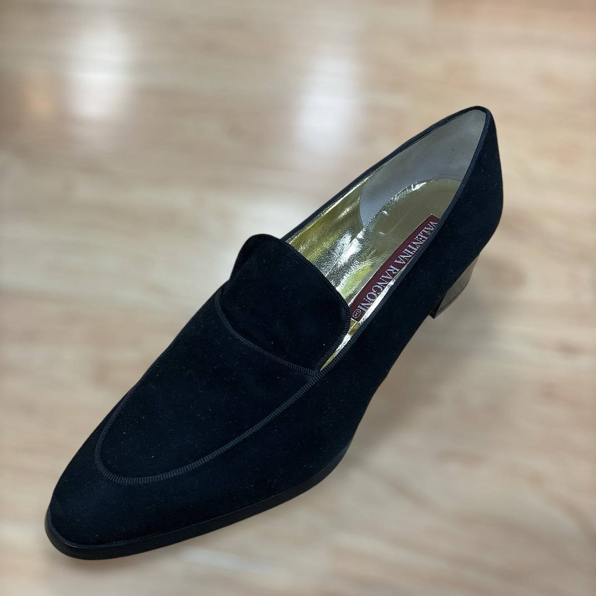 Valentina Rangoni Pre-Owned Shoes - Size 9.5 in black suede with low heel, available at Margaret’s Fine Consignments. Elegant women's dress shoe.