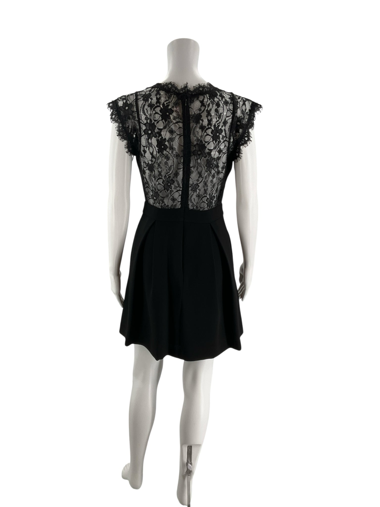 BCBG Black Solid Pre-Owned Ladies Dress - Size Small