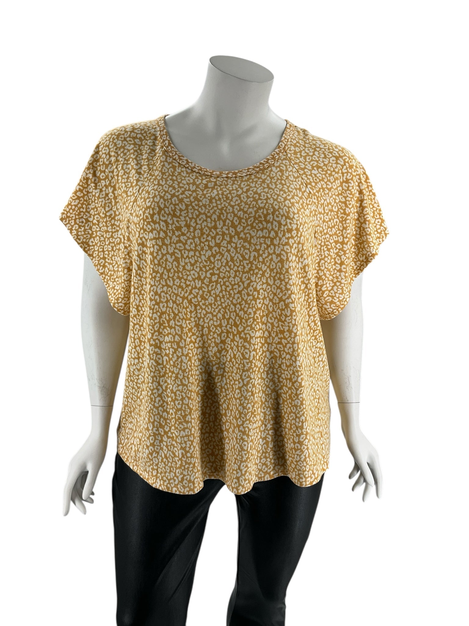 Andree Yellow Animal Pre-Owned Ladies Casual Top -  Size 3X