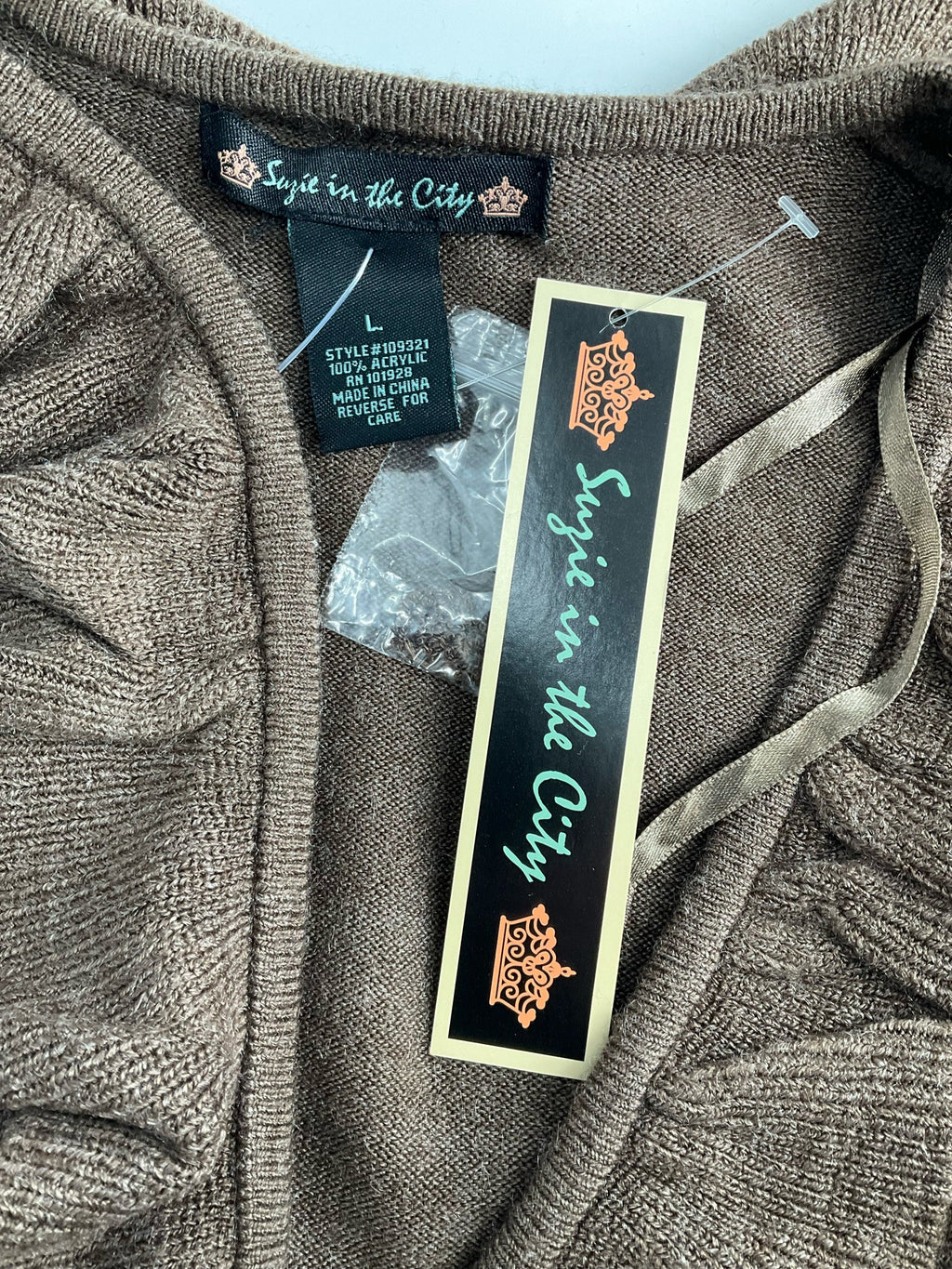 Suzie in the City - Brown Solid Pre-Owned Ladies Casual Top - Size L