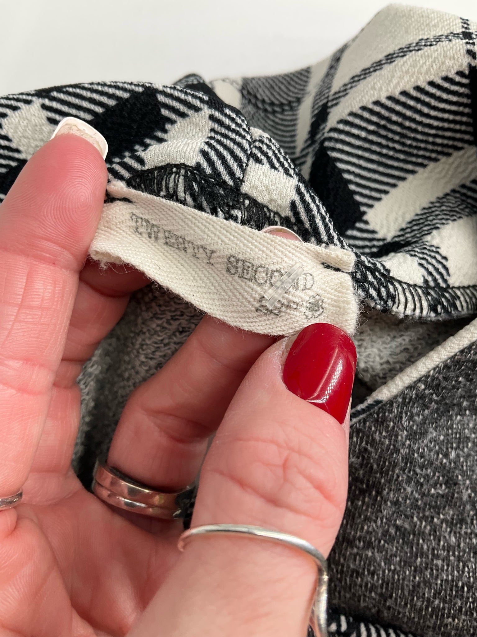 Twenty Second - heather gray Plaid Pre-Owned Ladies Casual Top - Size M