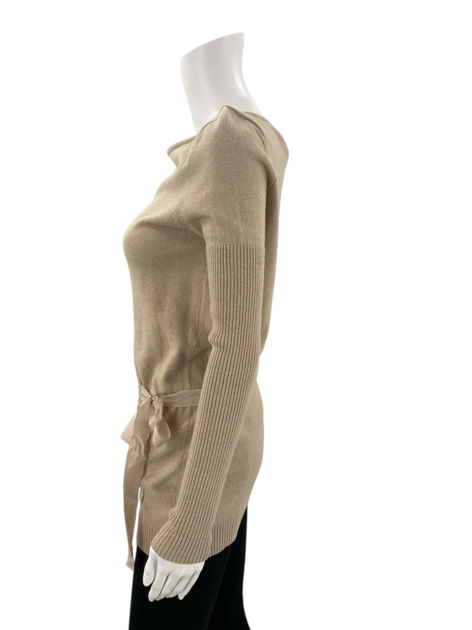 Loft Beige Solid Pre-Owned Ladies Top - Size Small