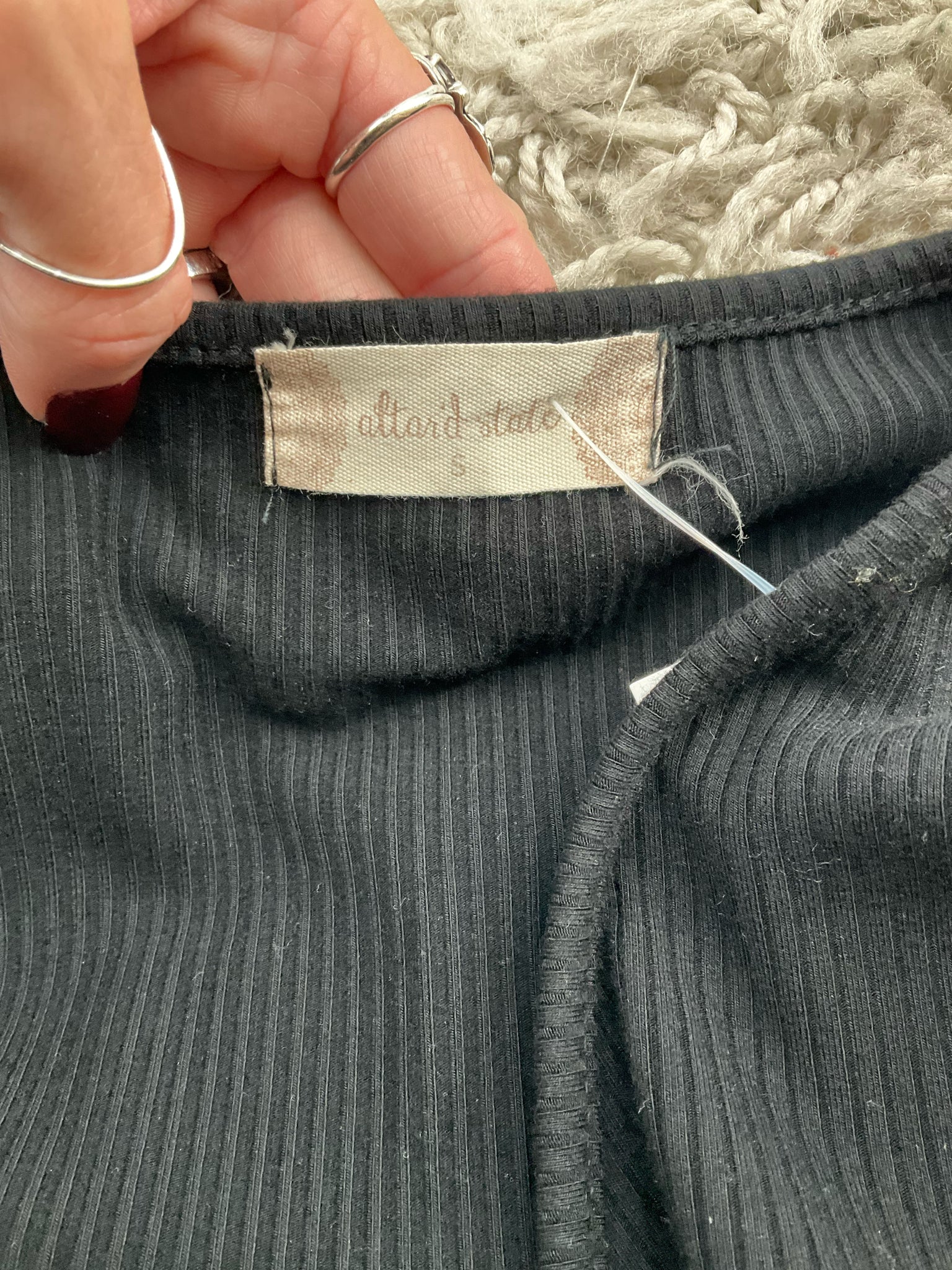 Altar'd State Black Ribbed Pre-Owned Ladies Top - Size Small