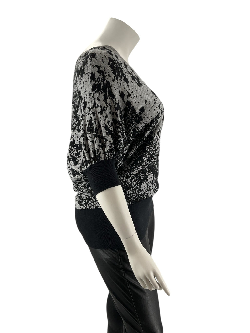 Worthington Black/Gray Print Pre-Owned Ladies Short Sleeve Top - Size 1X