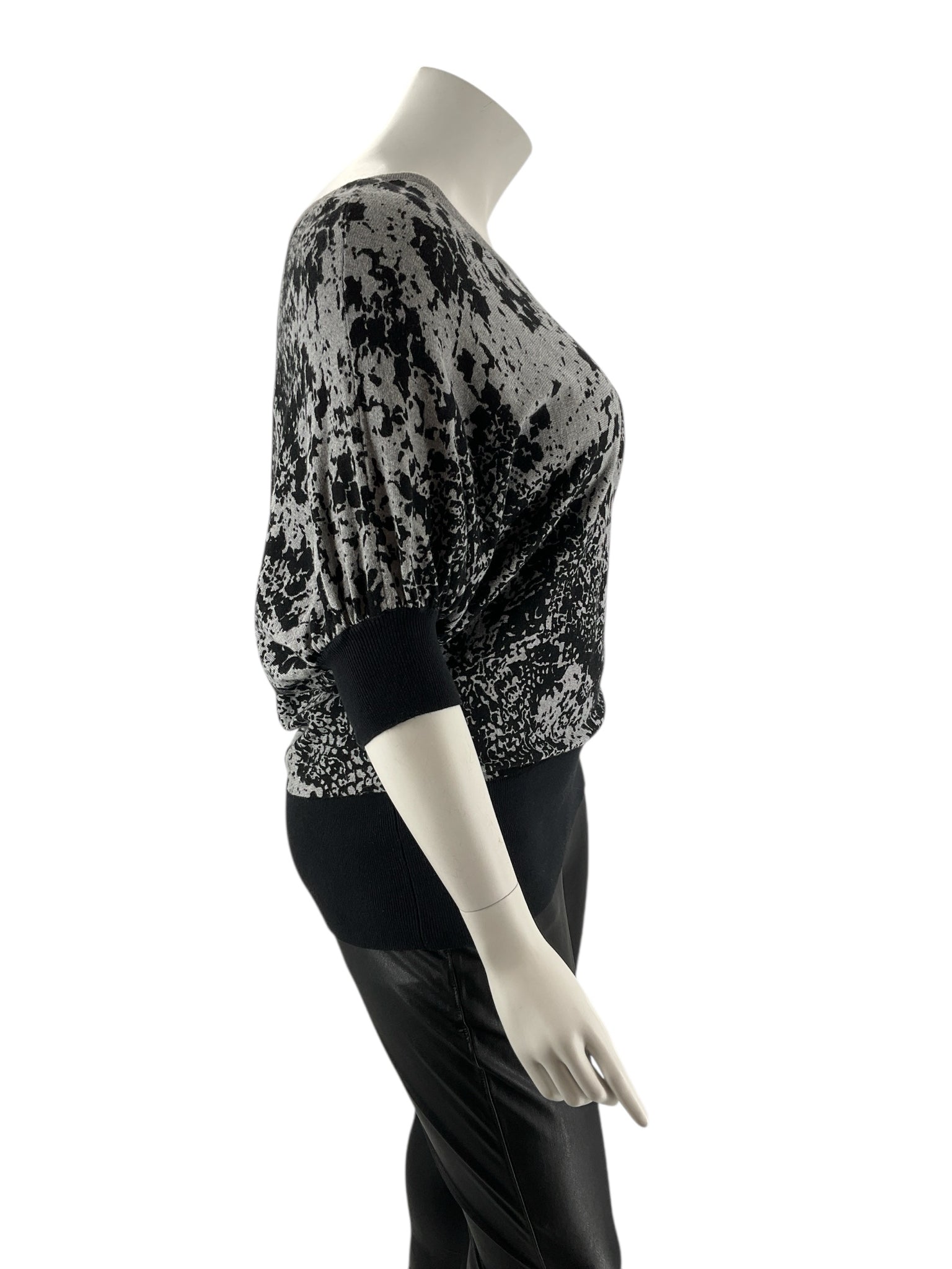 Worthington Black/Gray Print Pre-Owned Ladies Short Sleeve Top - Size 1X