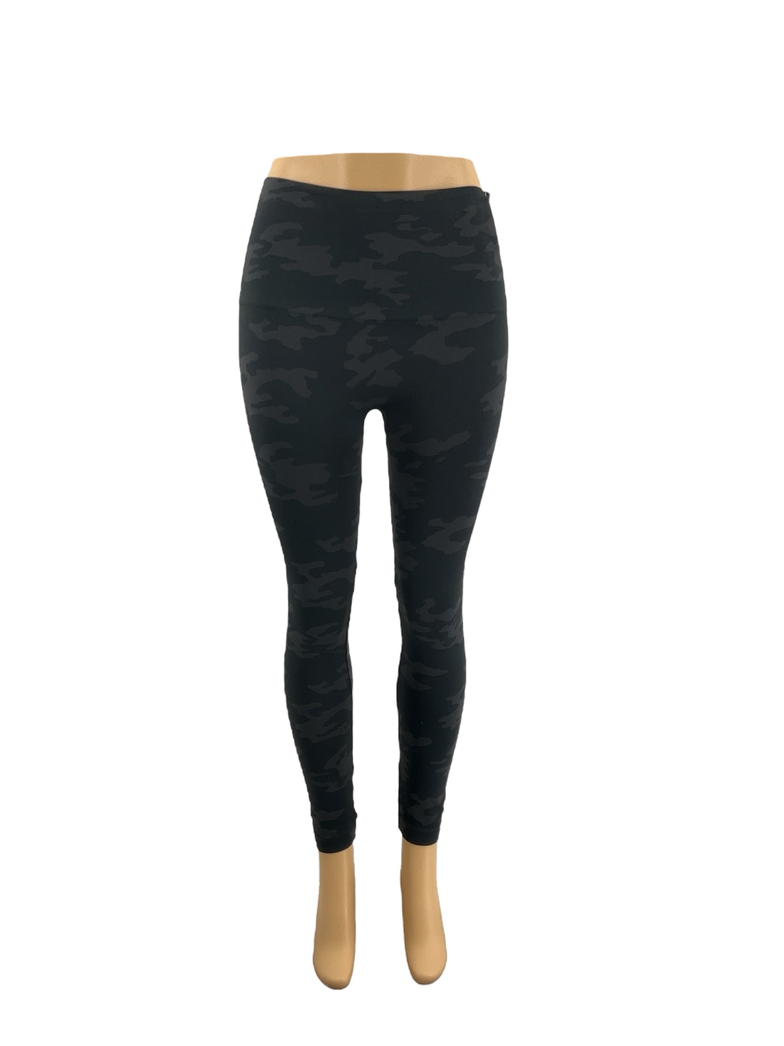 Spanx Black Camo Pre-Owned Ladies New With Tags Pants -  Size Medium