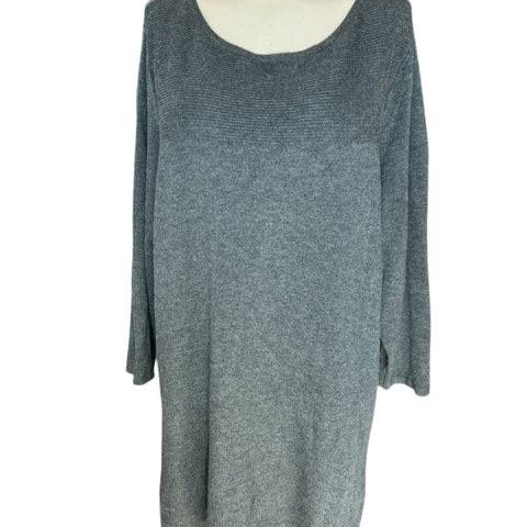 Liz Claiborne Top Size Large in gray with long sleeves and scoop neckline, available at Margaret's Fine Consignments. Pre-owned casual top.