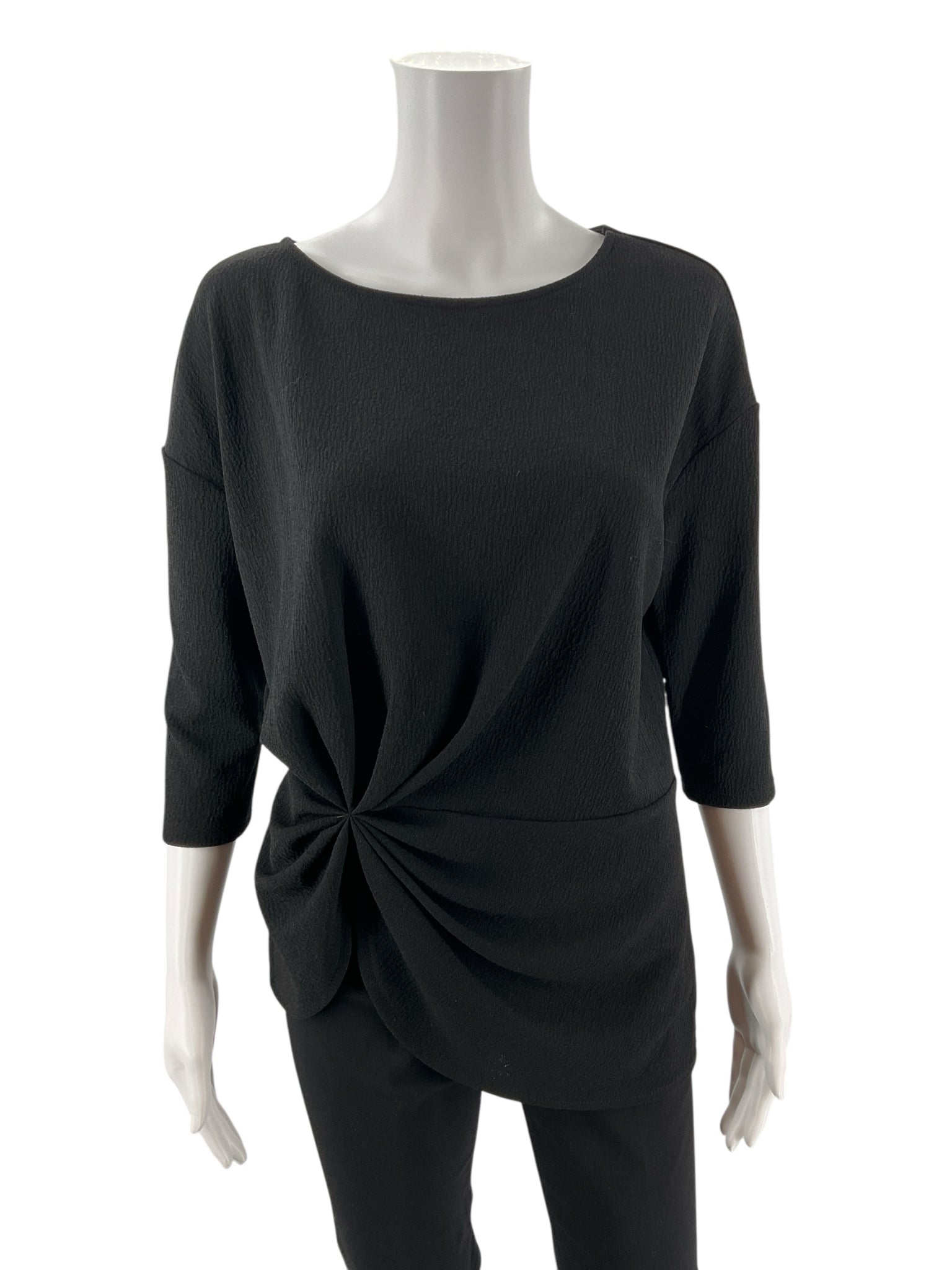 Vince Camuto Black Pre-Owned Ladies Top - Size Small