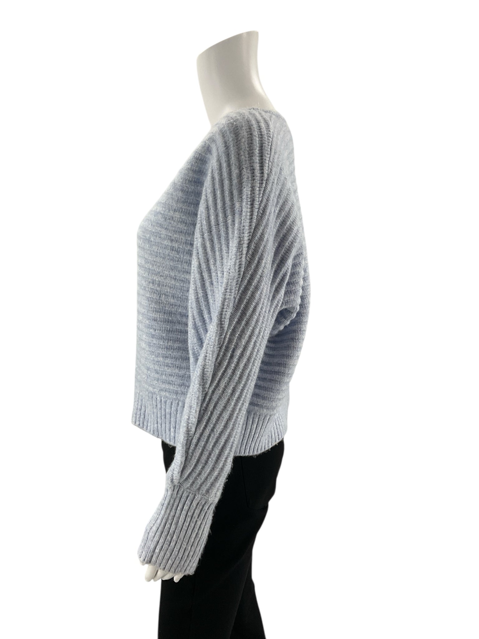 Sincerely Jules - Blue Solid Pre-Owned Ladies Casual Top - Size Medium