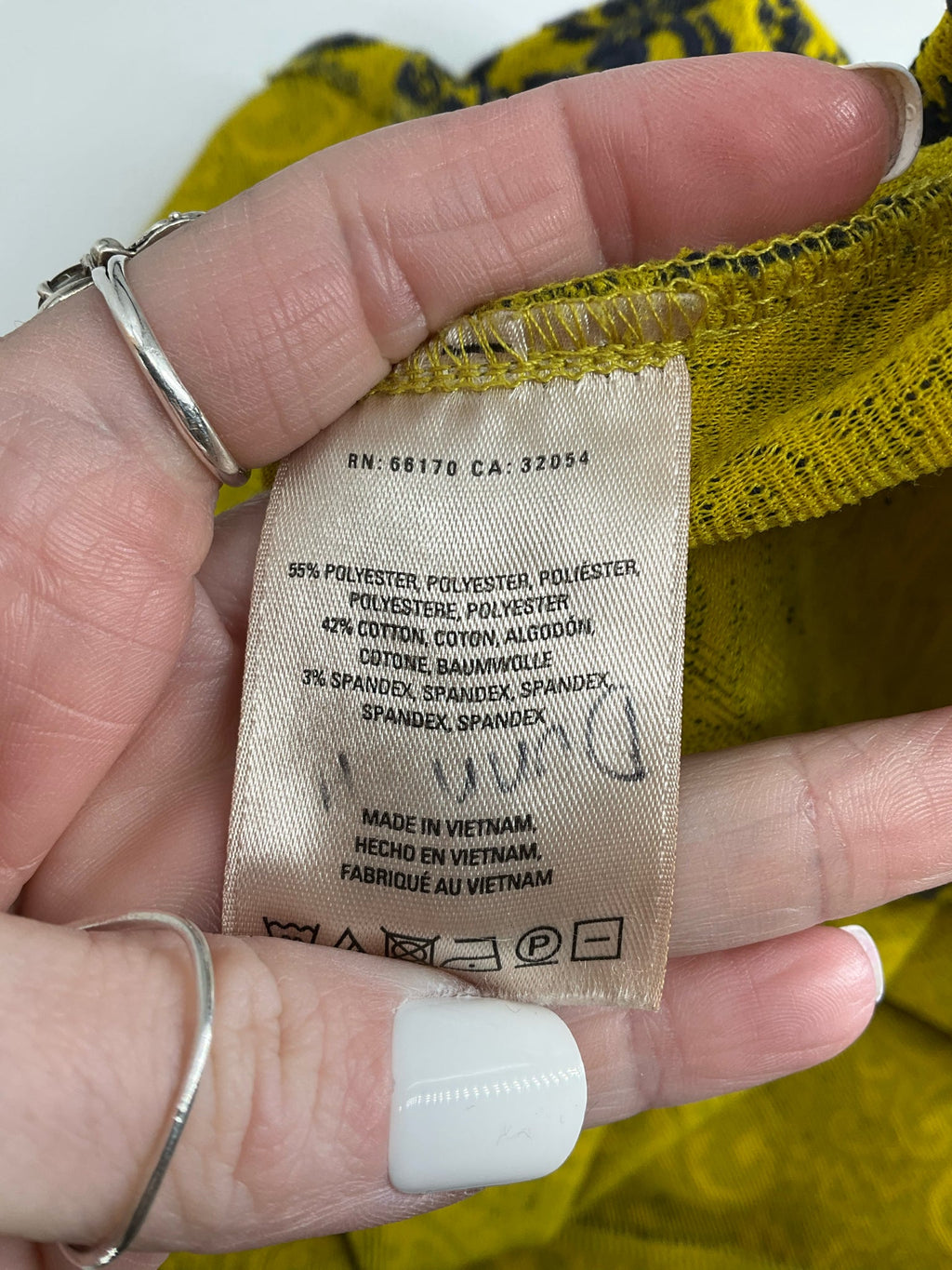 Maeve - Yellow/gray Paisley Pre-Owned Ladies Skirt - Size Medium