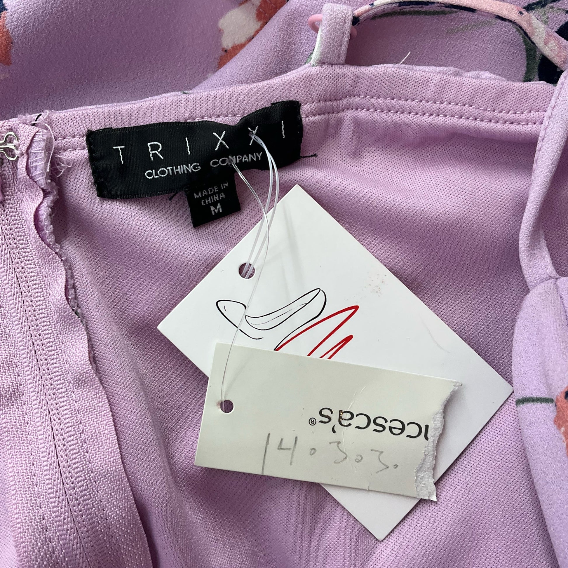 Trixxi Lavender Floral Pre-Owned Ladies New with Tags Dress - Size Medium