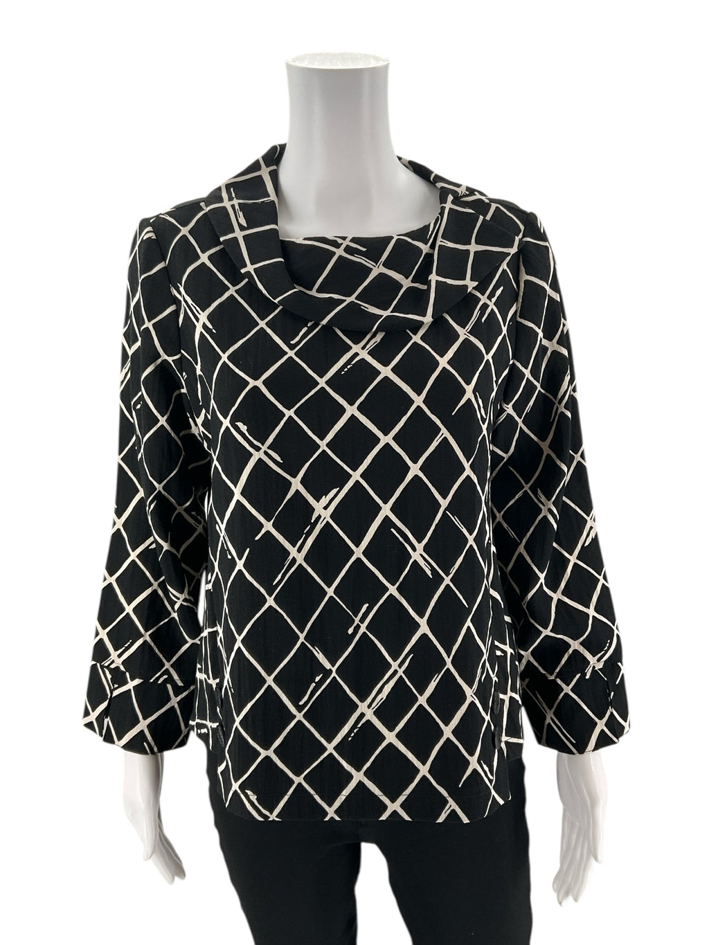 Habitat -  black/white Diamond Pre-Owned Ladies Casual Top - Size XS